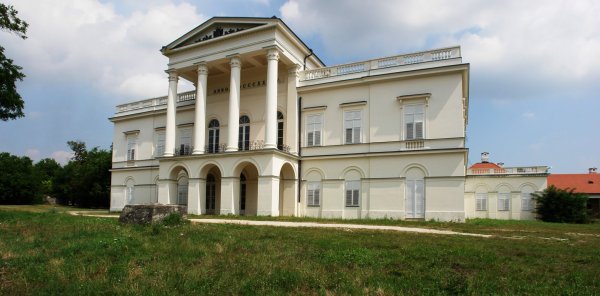 Sándor-Metternich-kastély