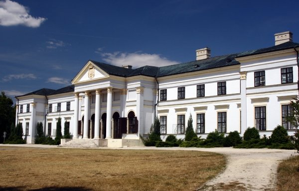 Zichy-Hadik-kastély